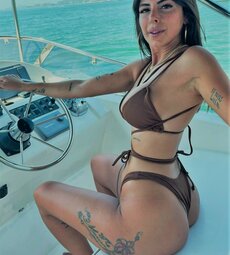 busty