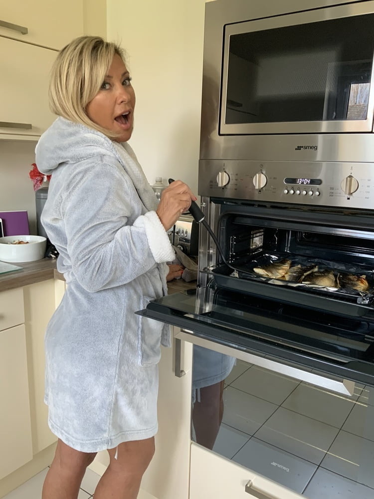 Super cute Blonde MILF