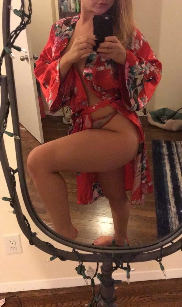 Blonde PAWG from Reddit