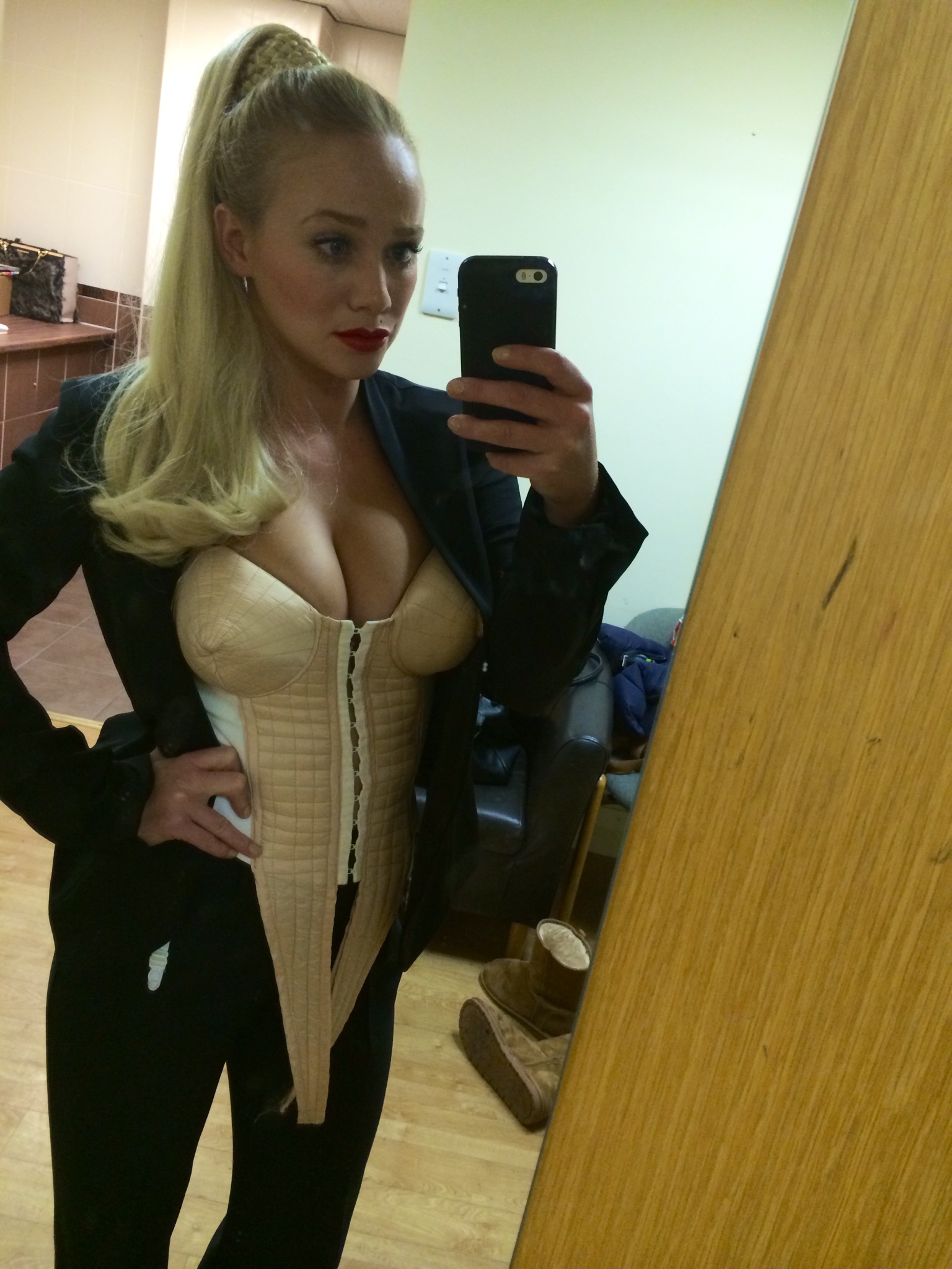 Kirsty-Leigh Porter NUDE Leaks (16 pictures) - Shooshtime