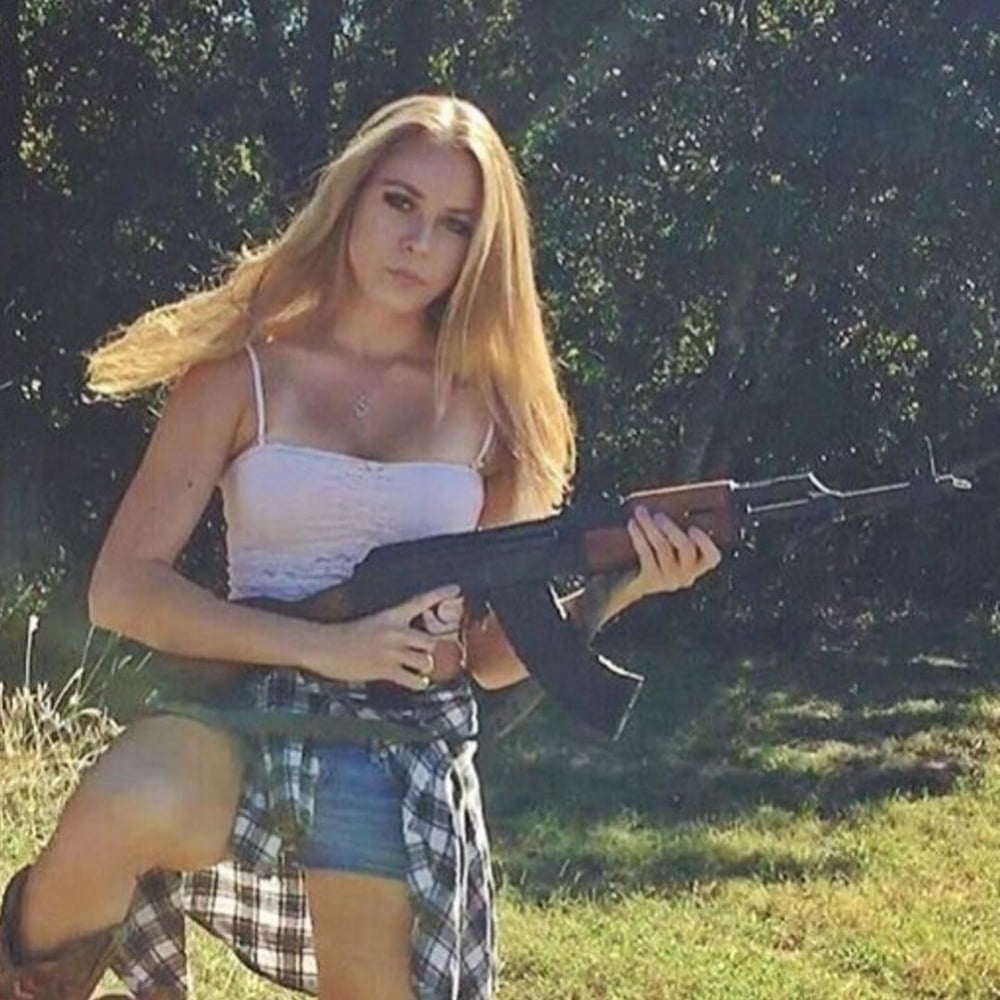 Chicks & Guns 5