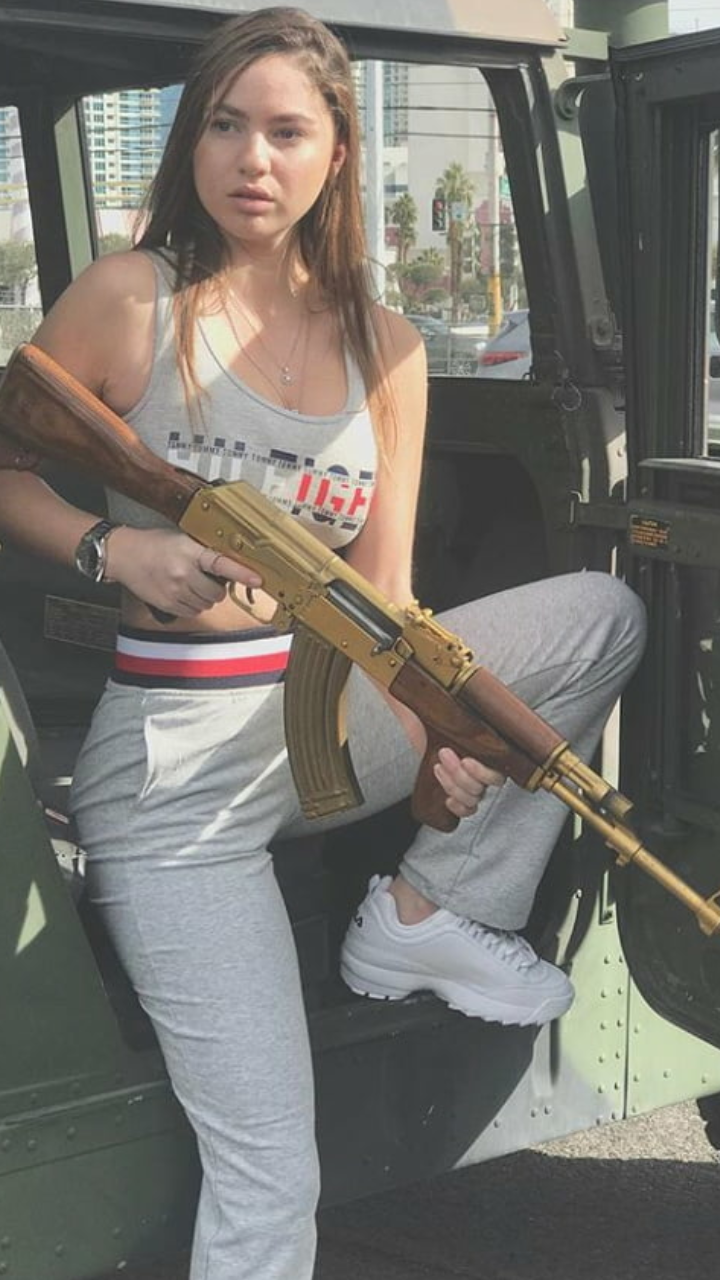 Chicks & Guns 6