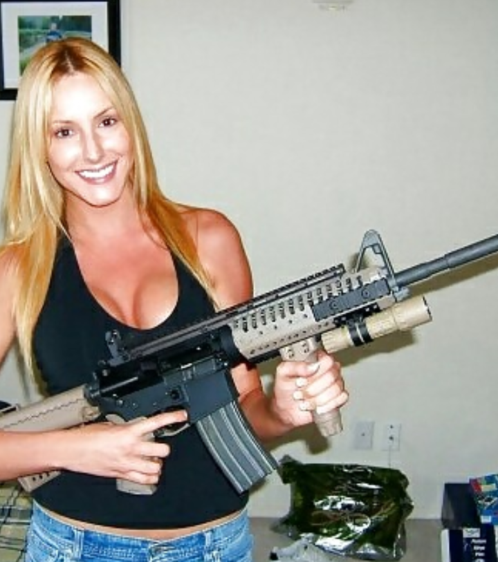 Chicks & Guns 8