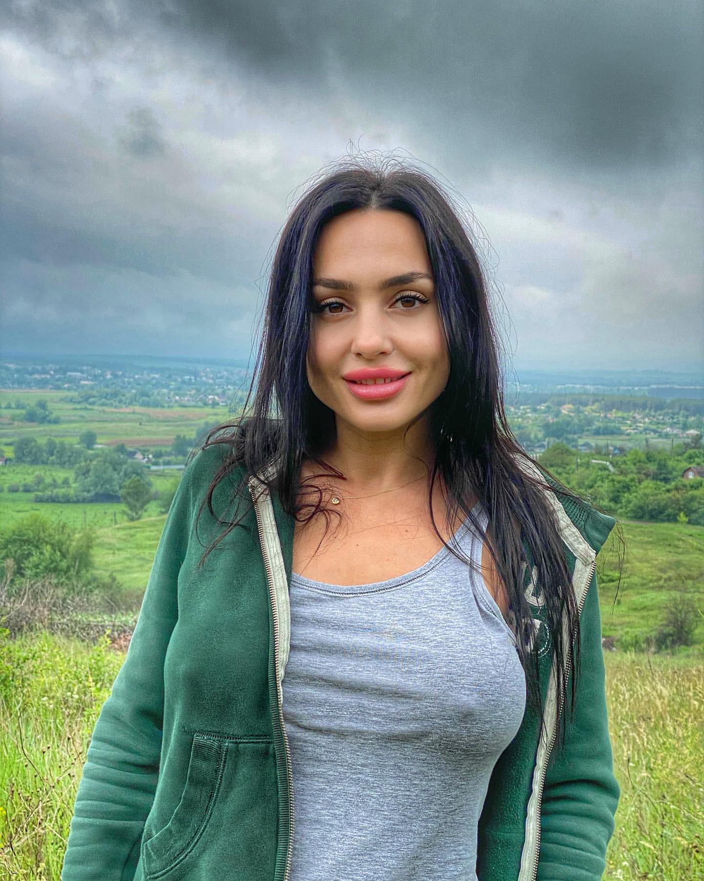 Russian onlyfans babe