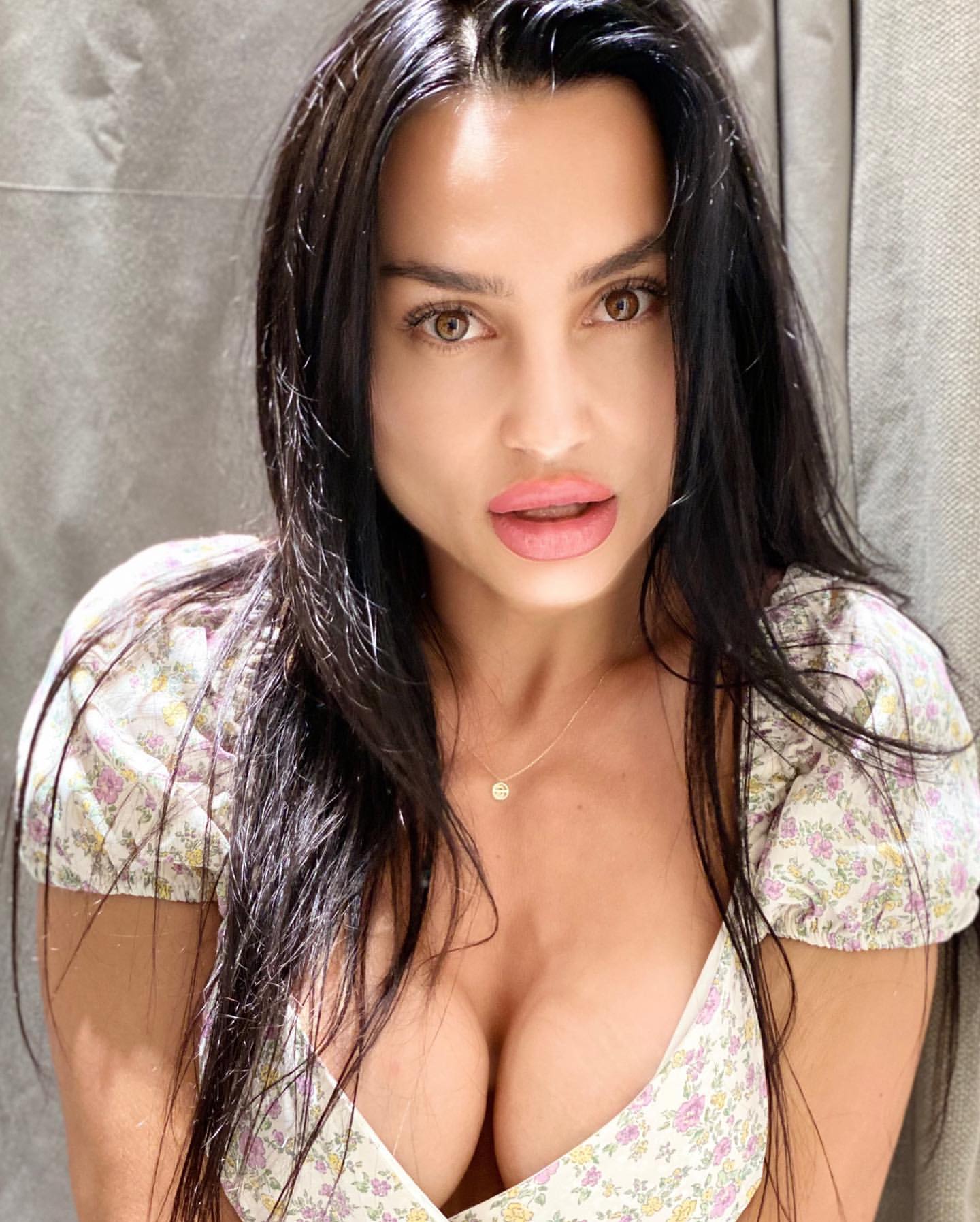 Russian onlyfans babe