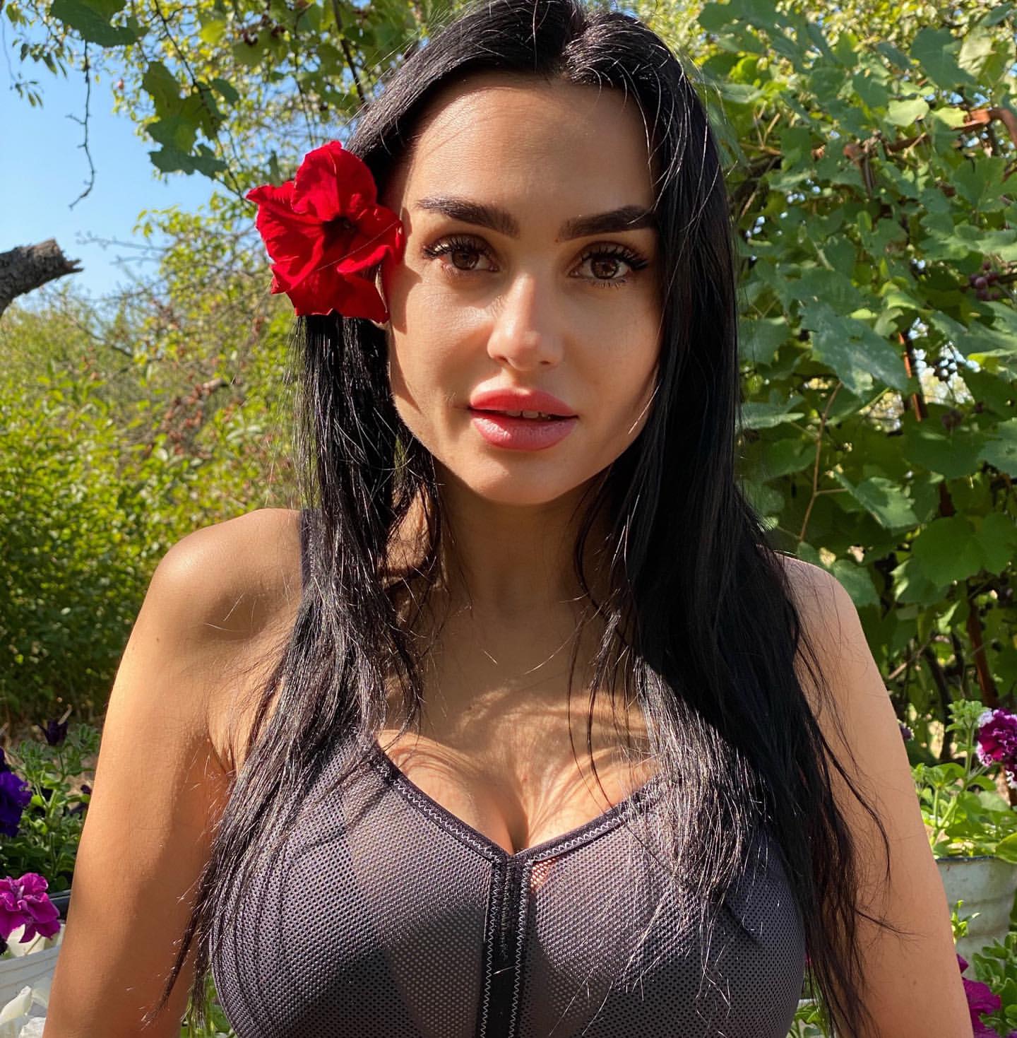 Russian onlyfans babe