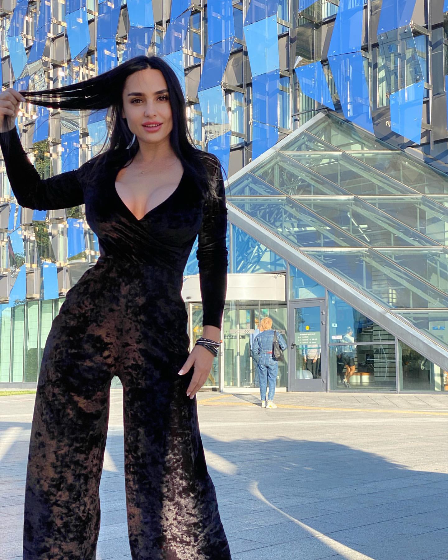 Russian onlyfans babe