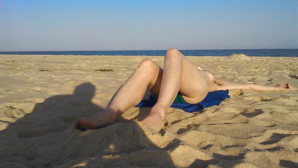 Nerdy Hairy and Horny Girl