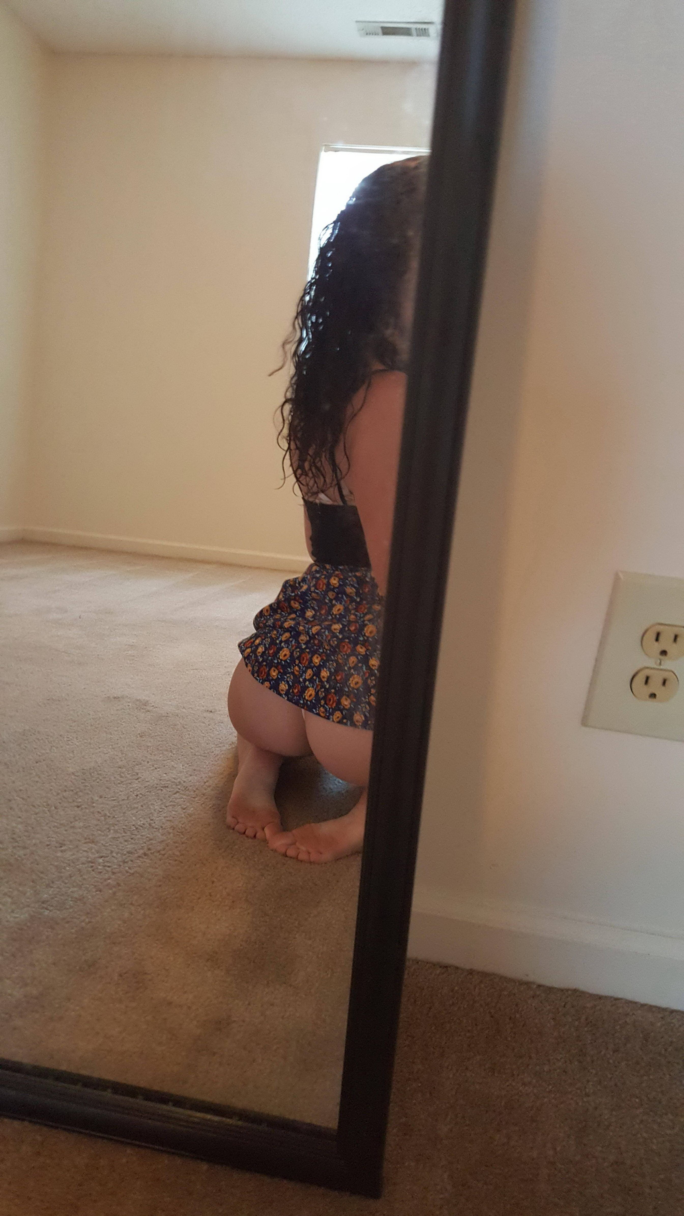 Working At The Gym Selfies