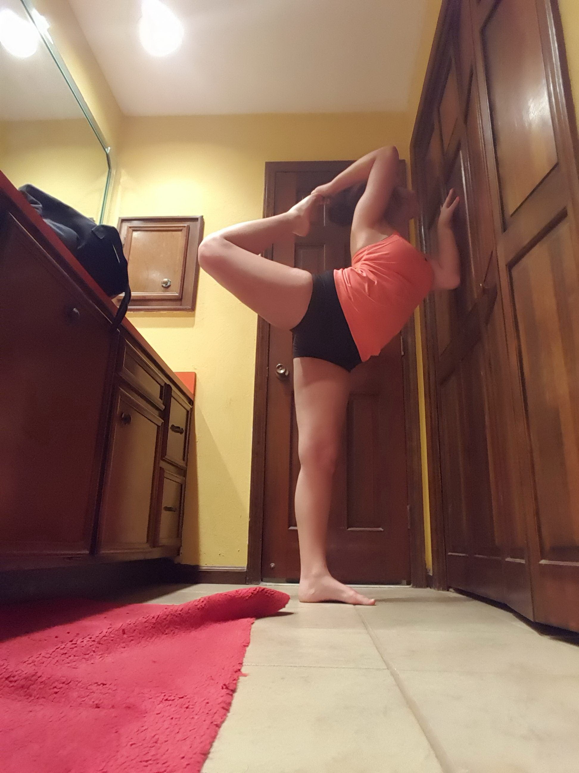 Working At The Gym Selfies