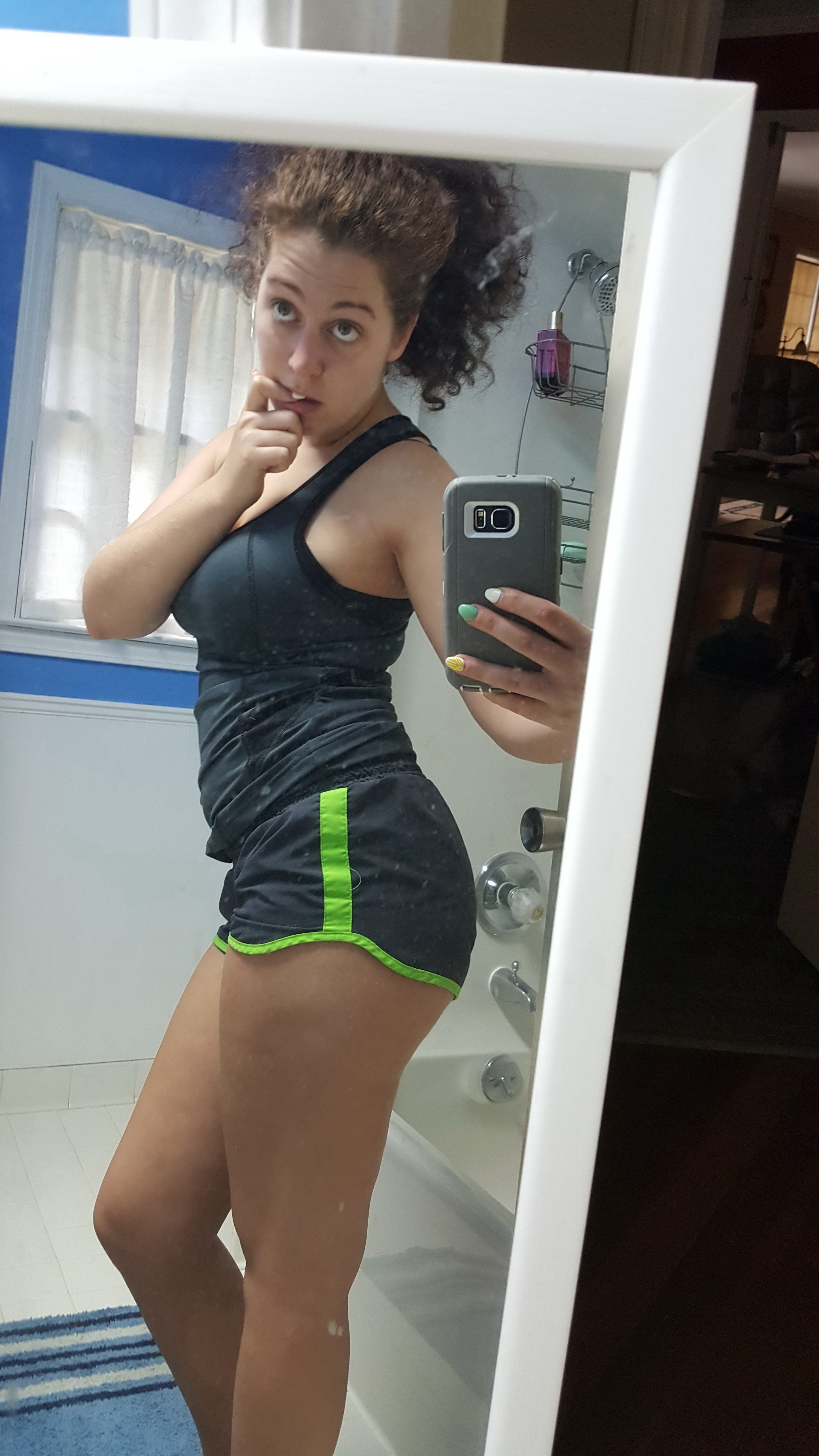 Working At The Gym Selfies