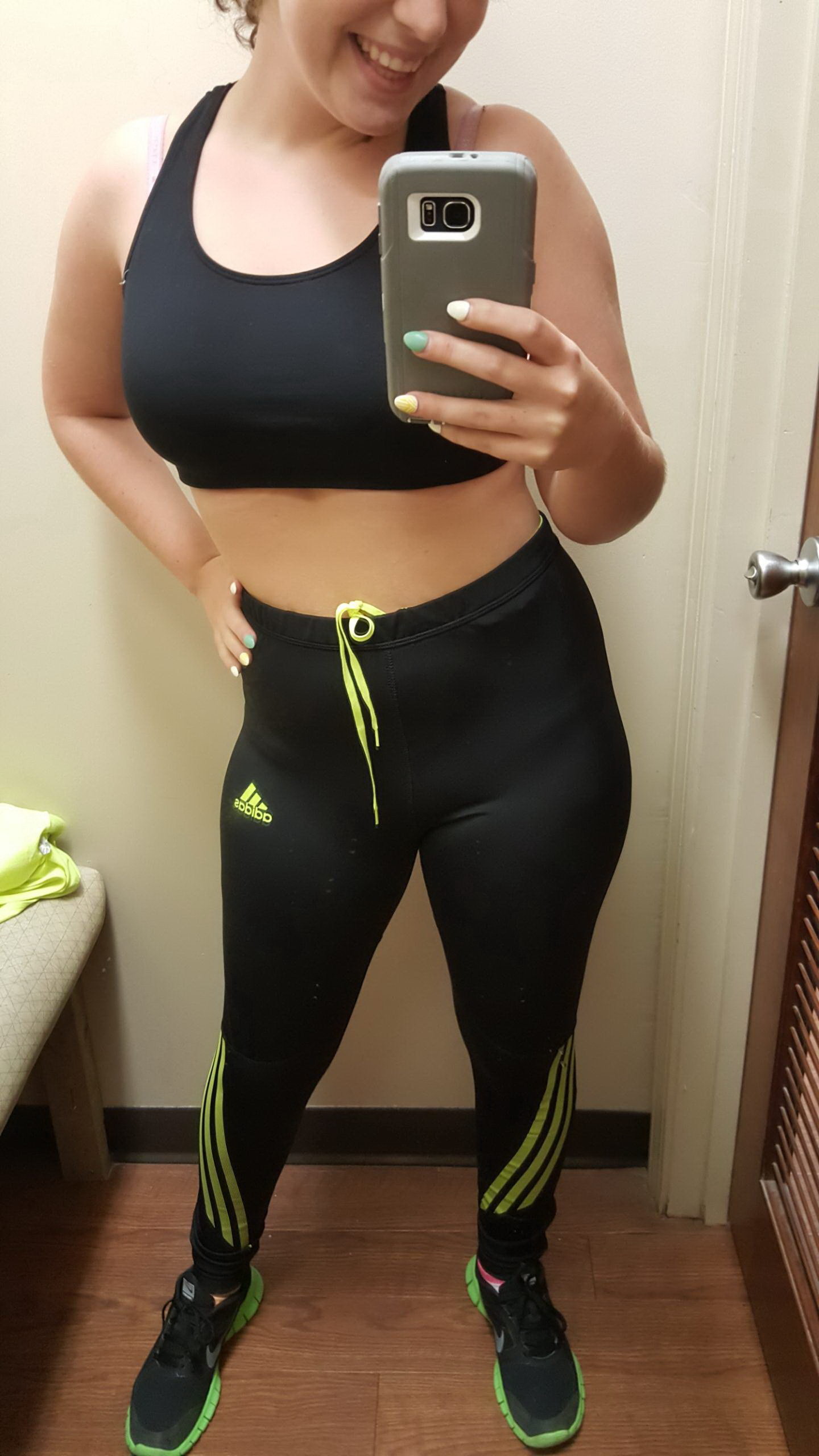 Working At The Gym Selfies