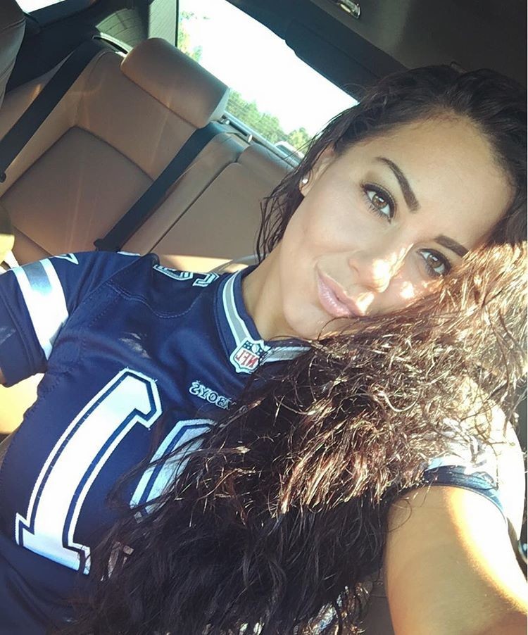 Gabby Military Selfie NN Tease