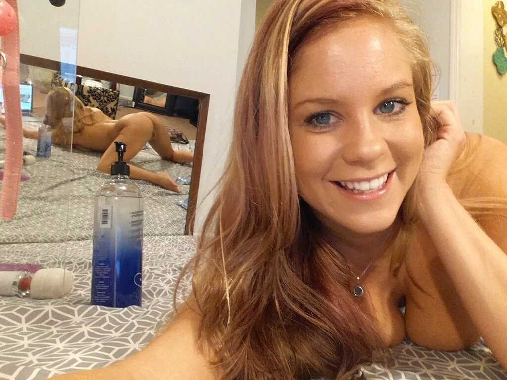 Bedroom Mirror Bums Mix