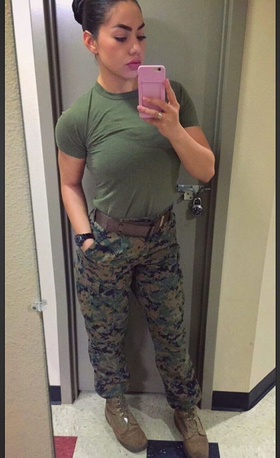 Hot Ass Marine Selfies
