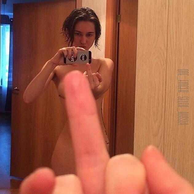 One Finger Selfie Mix