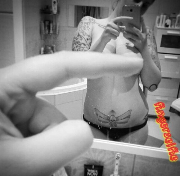 One Finger Selfie Mix