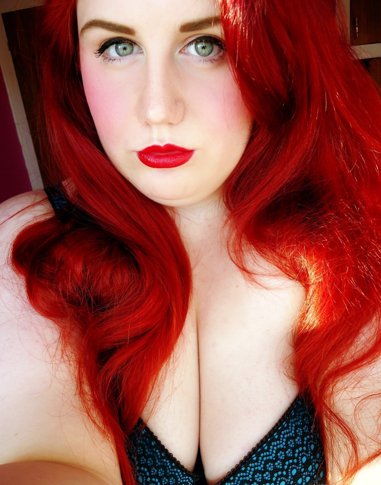 Chunky Big Belly Redhead