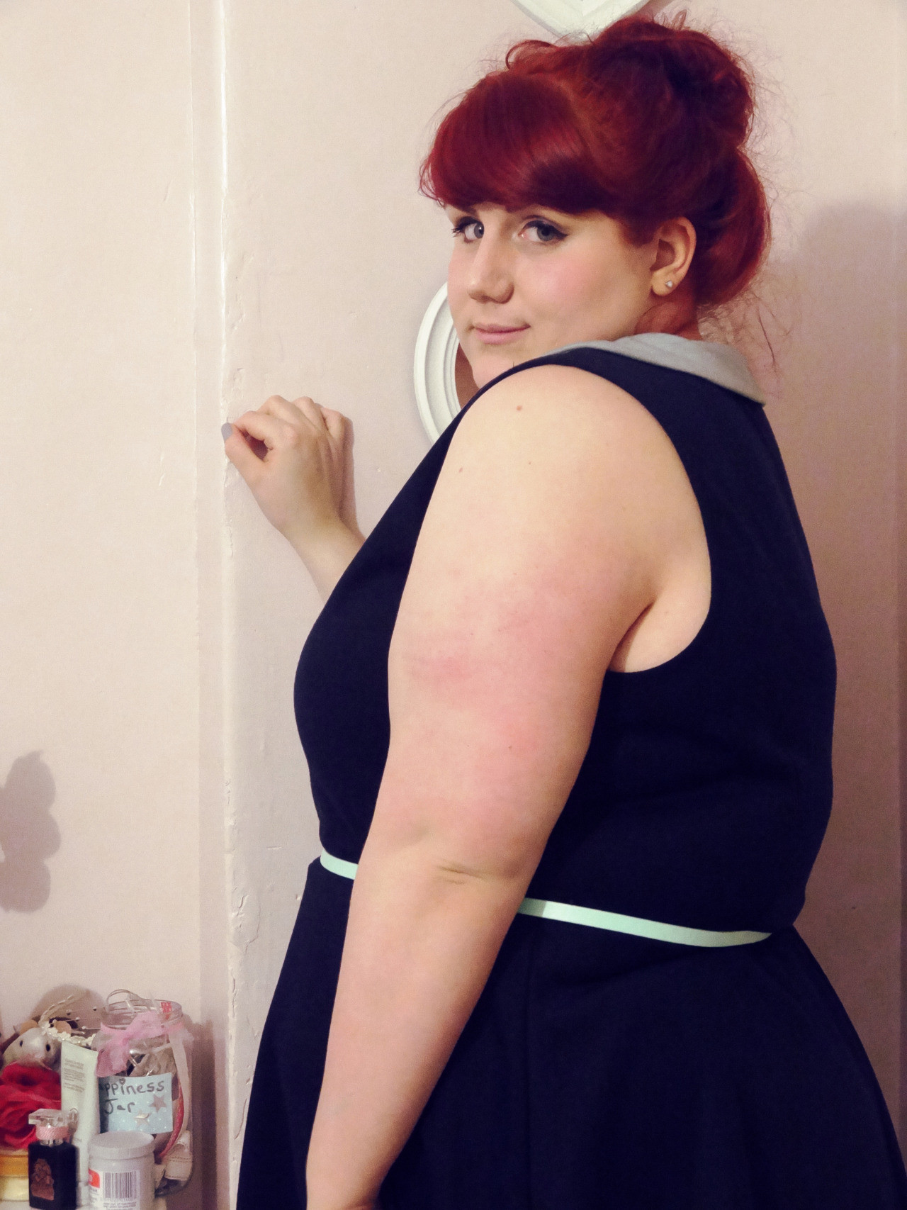 Chunky Big Belly Redhead