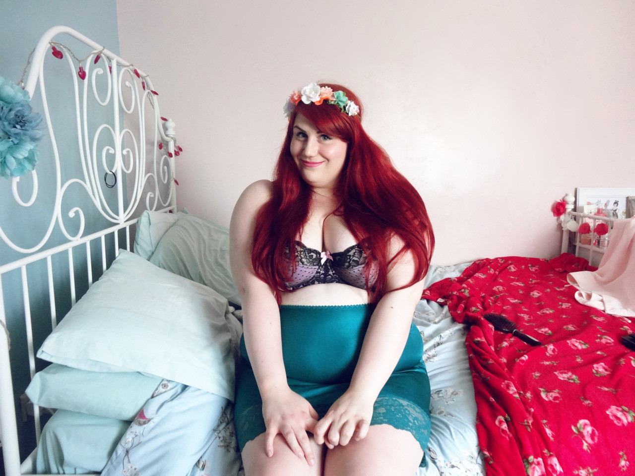 Chunky Big Belly Redhead