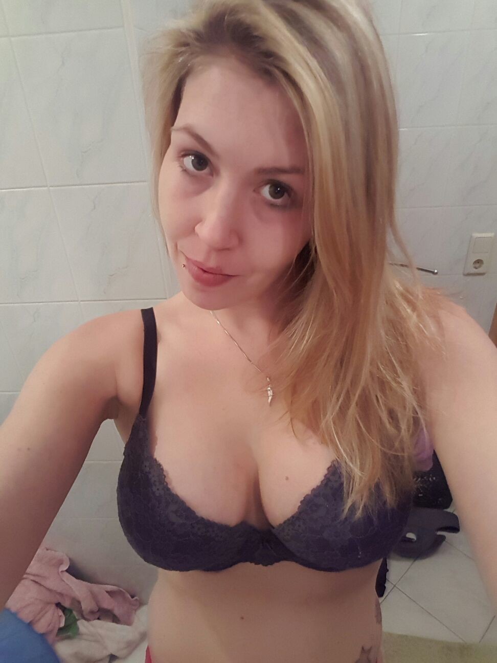 Christina Teil Sexy Blonde #1