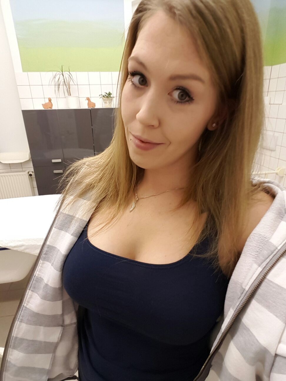 Christina Teil Sexy Blonde #1