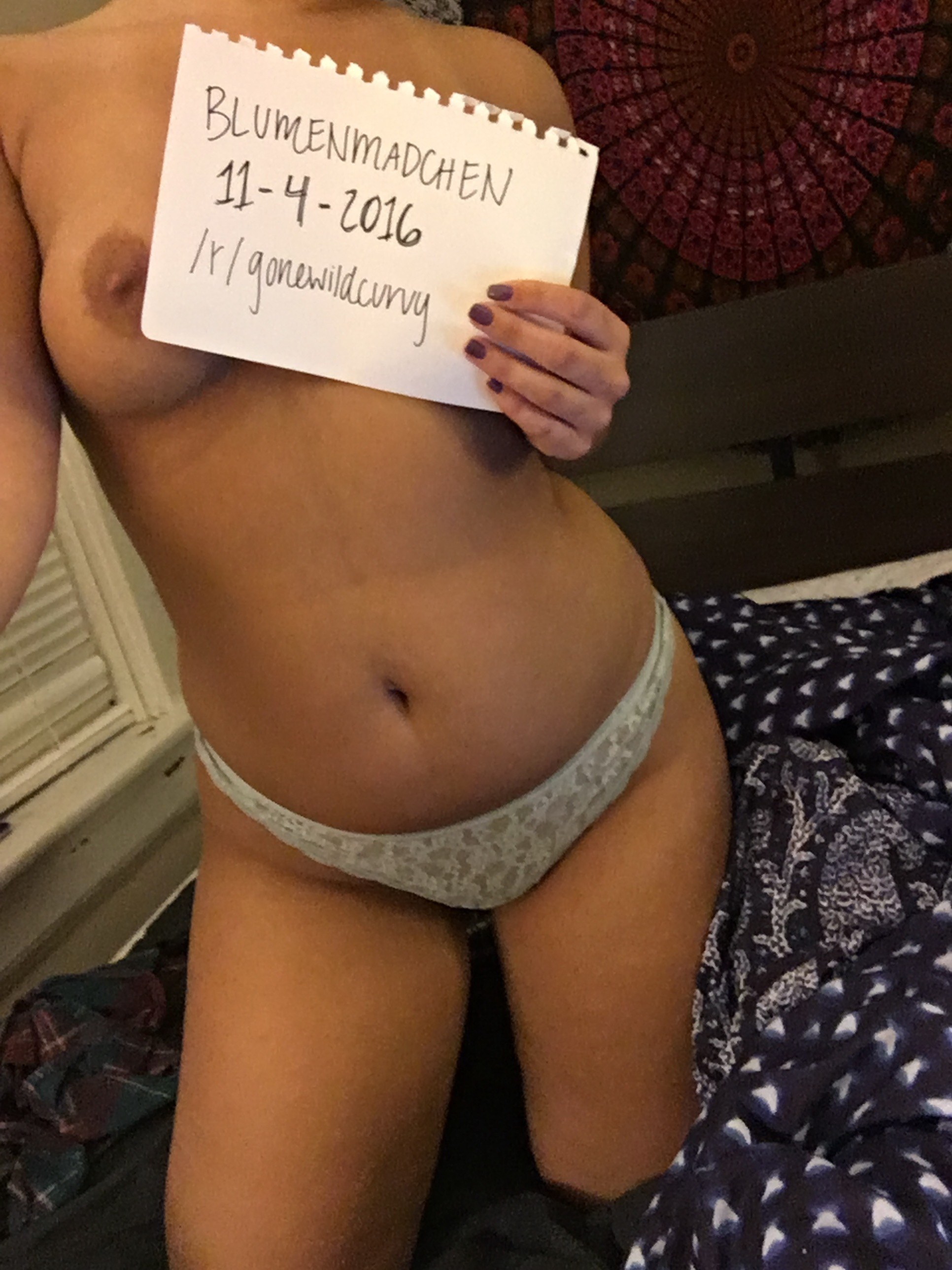 Blonde or Brunette Selfies