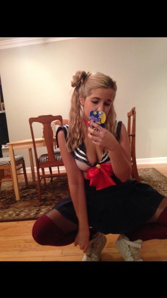 Kyra H Amazing Hot Selfies