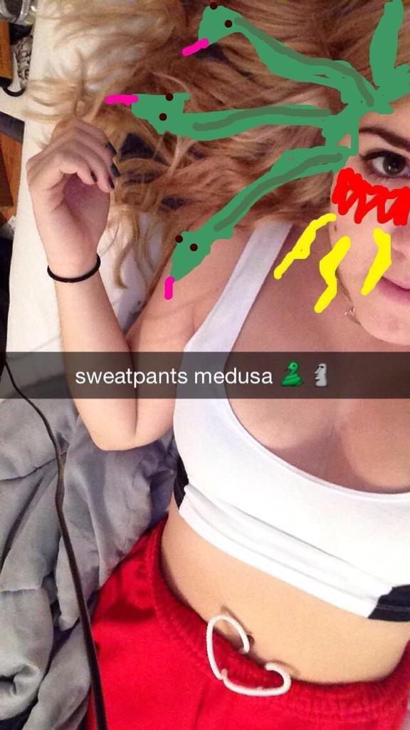 Kyra H Amazing Hot Selfies