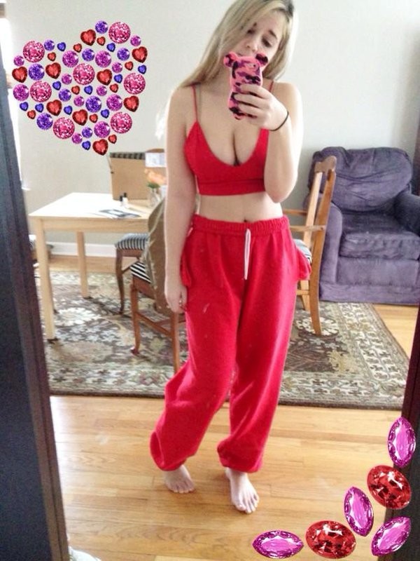 Kyra H Amazing Hot Selfies