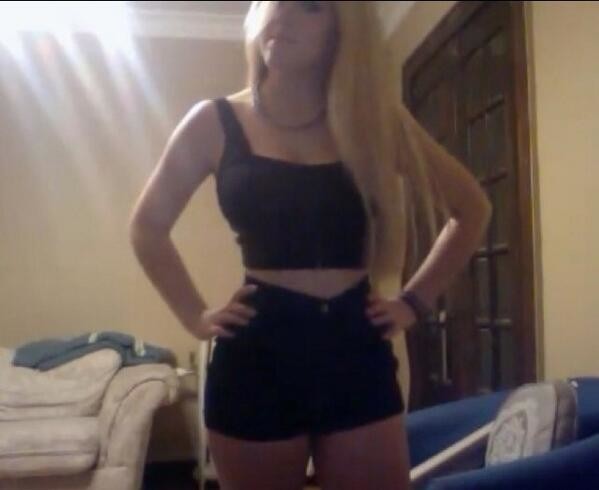 Kyra H Amazing Hot Selfies