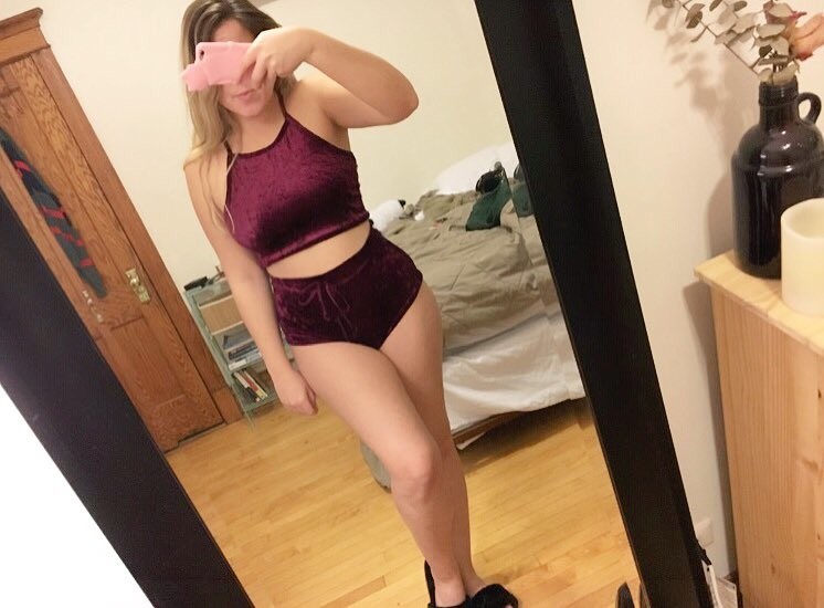 Kyra H Amazing Hot Selfies