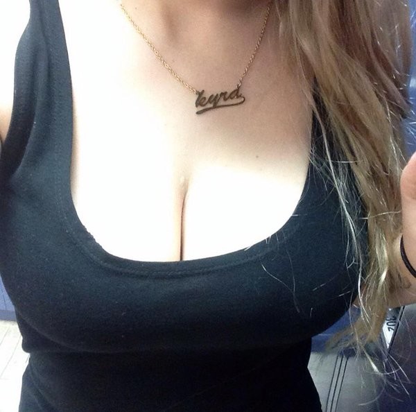 Kyra H Amazing Hot Selfies