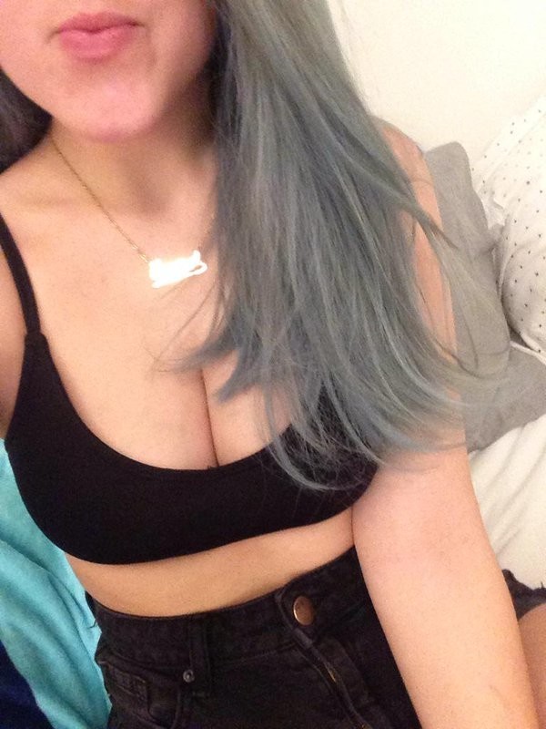 Kyra H Amazing Hot Selfies