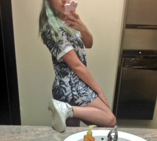 Kyra H Amazing Hot Selfies