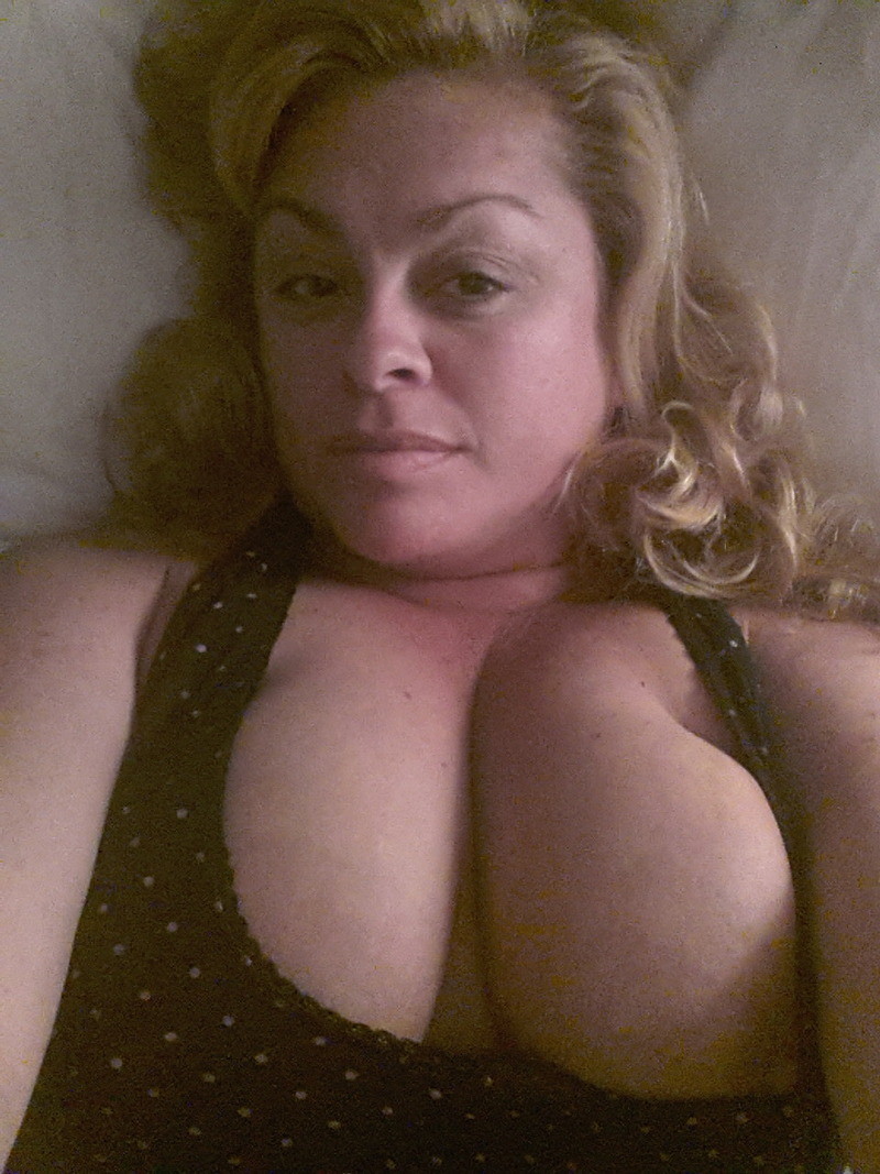 Yolanda V Showing The Goods