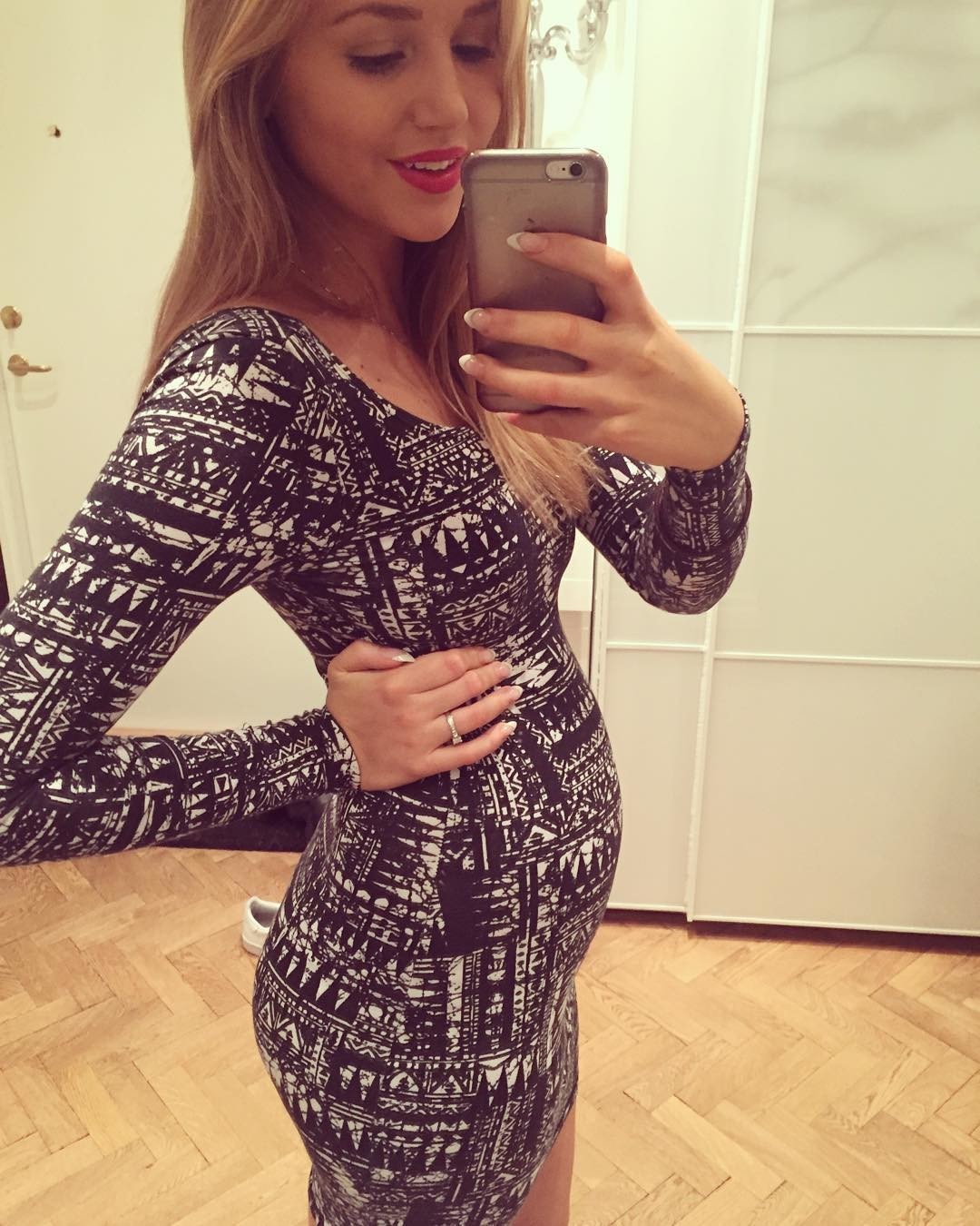 Preggo Viktoria
