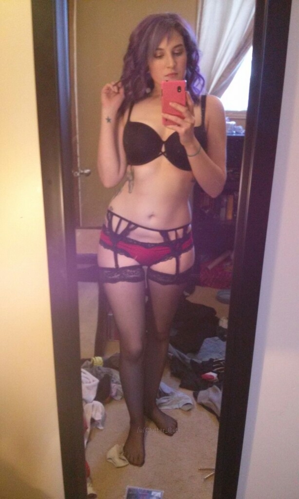 Clutter Butt Amazing Personal Selfies