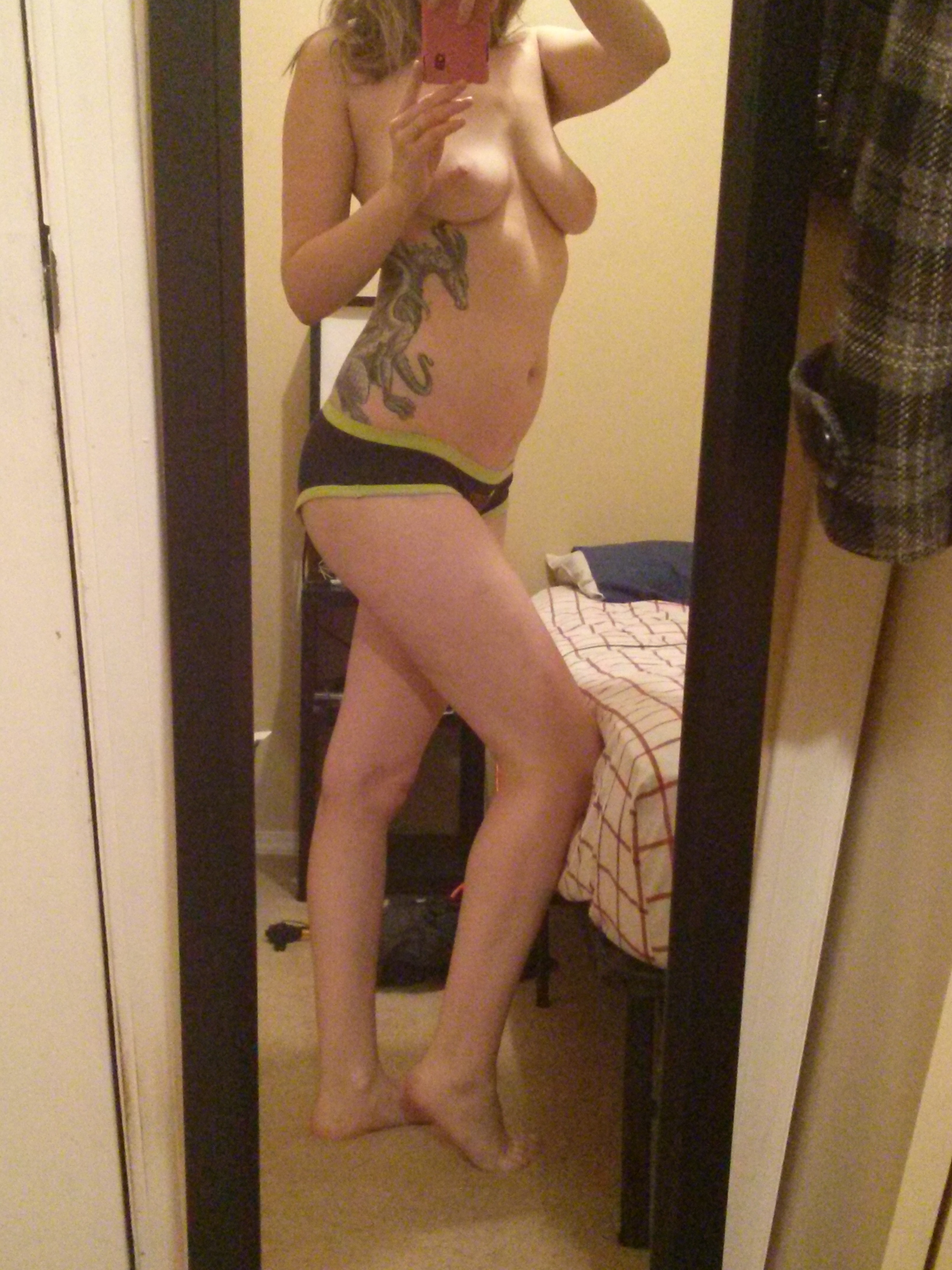 Clutter Butt Amazing Personal Selfies