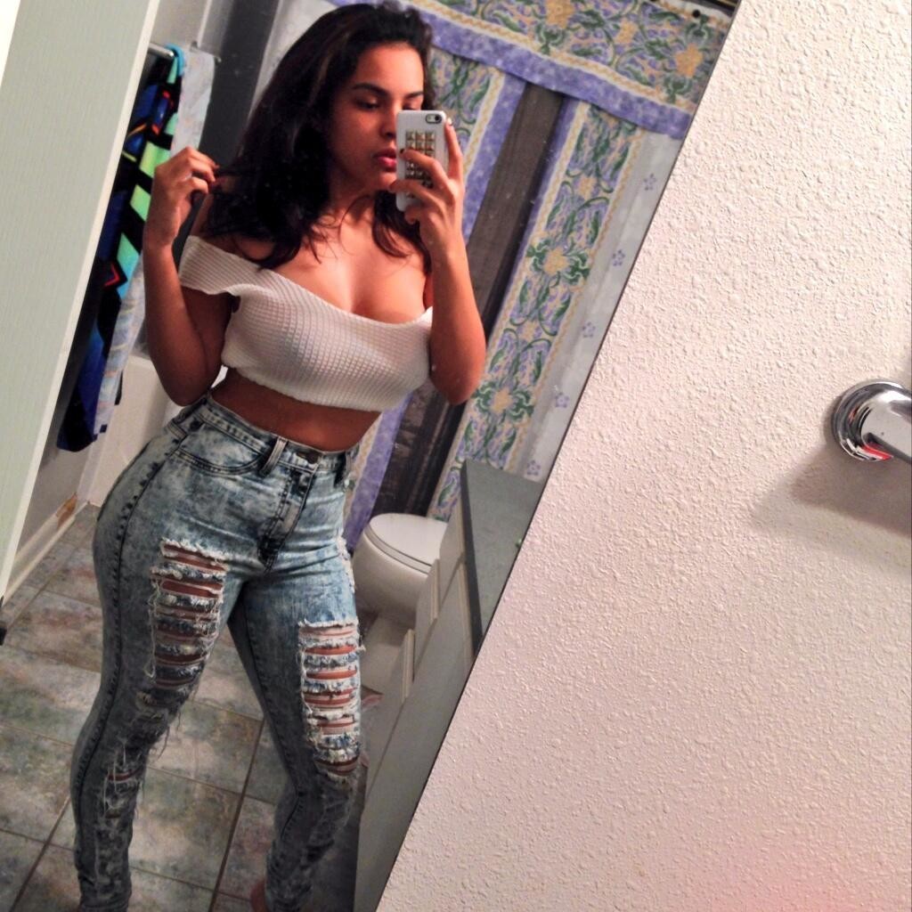 Selfie Big Tits Curvy than