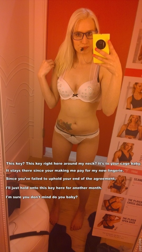 Scale10Crazy Blonde Selfies