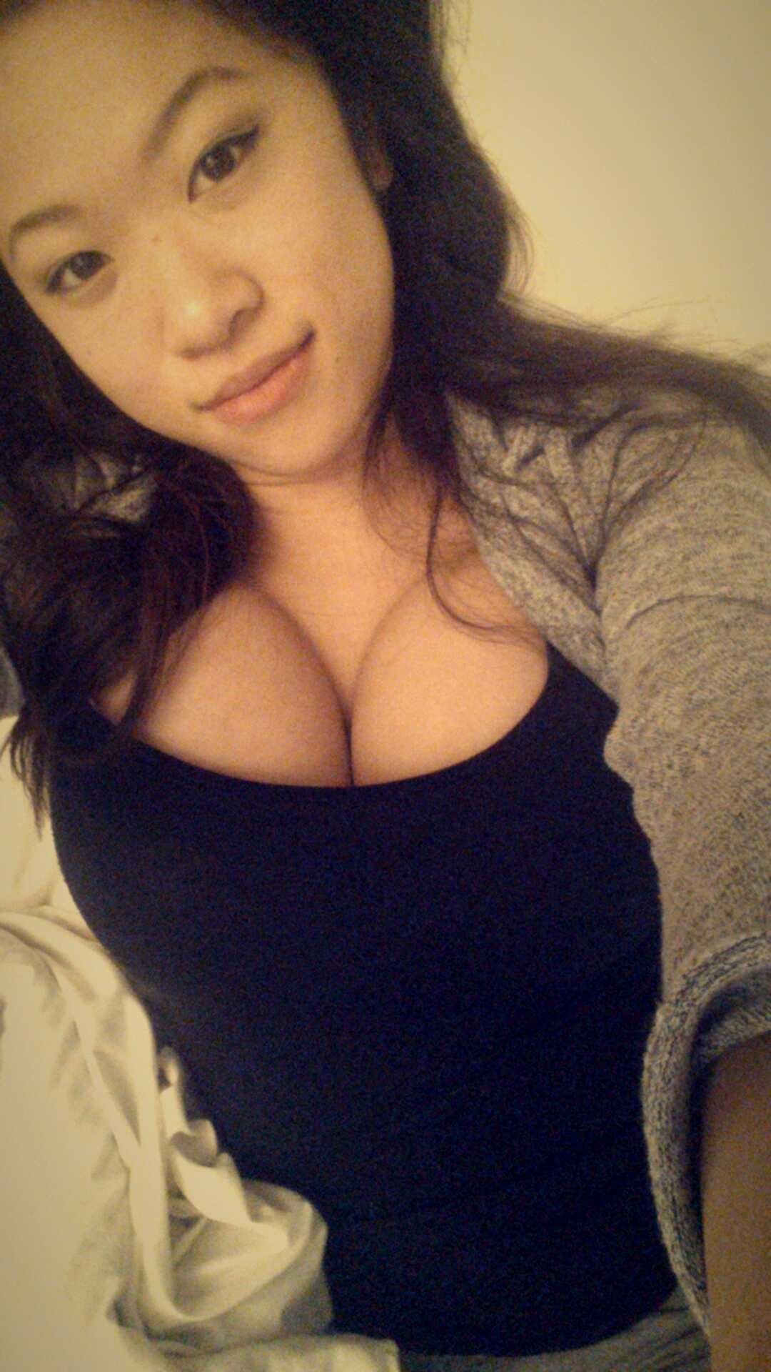 Big Tits Asian Vivian