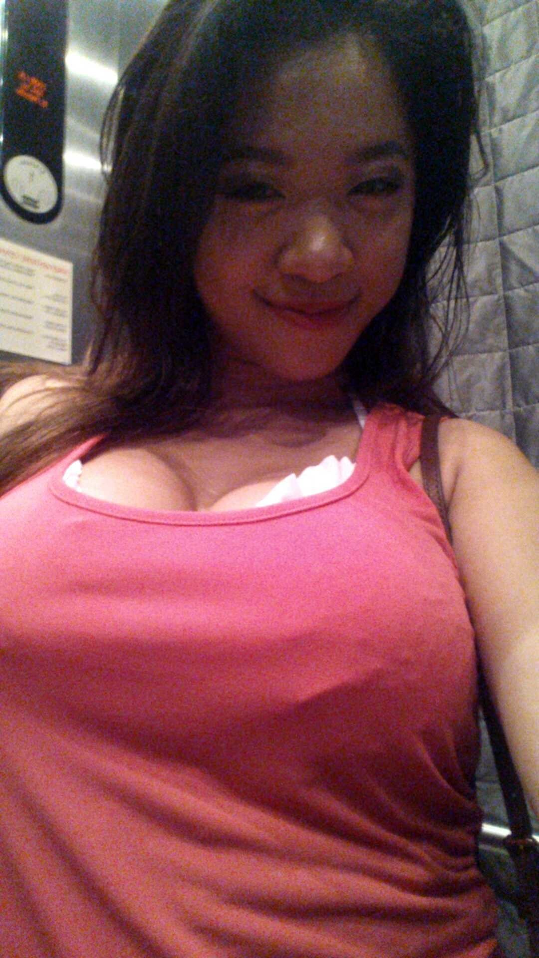 Big Tits Asian Vivian