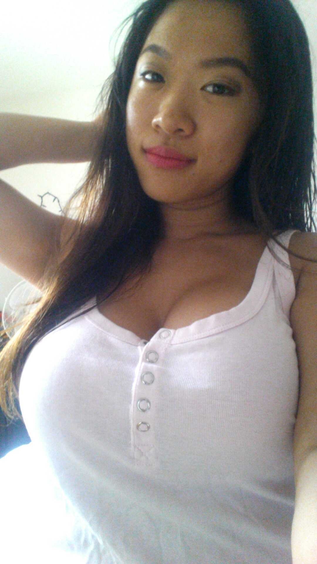 Big Tits Asian Vivian
