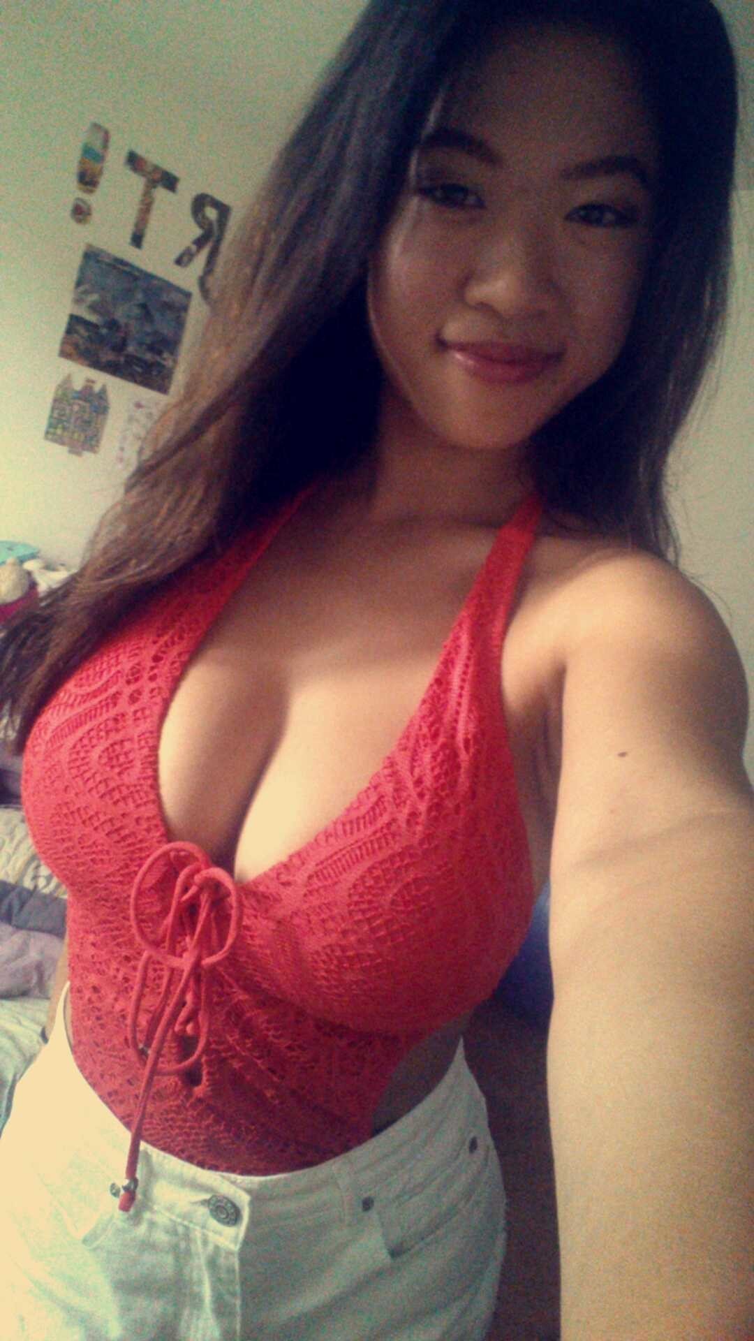 Big Tits Asian Vivian