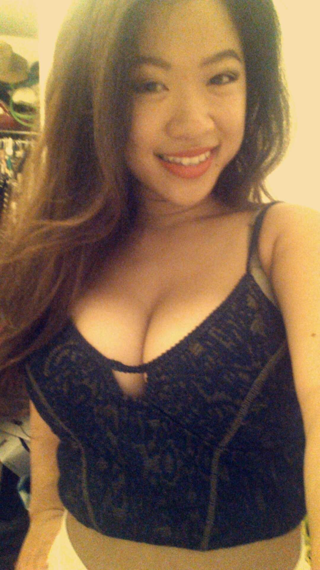 Big Tits Asian Vivian