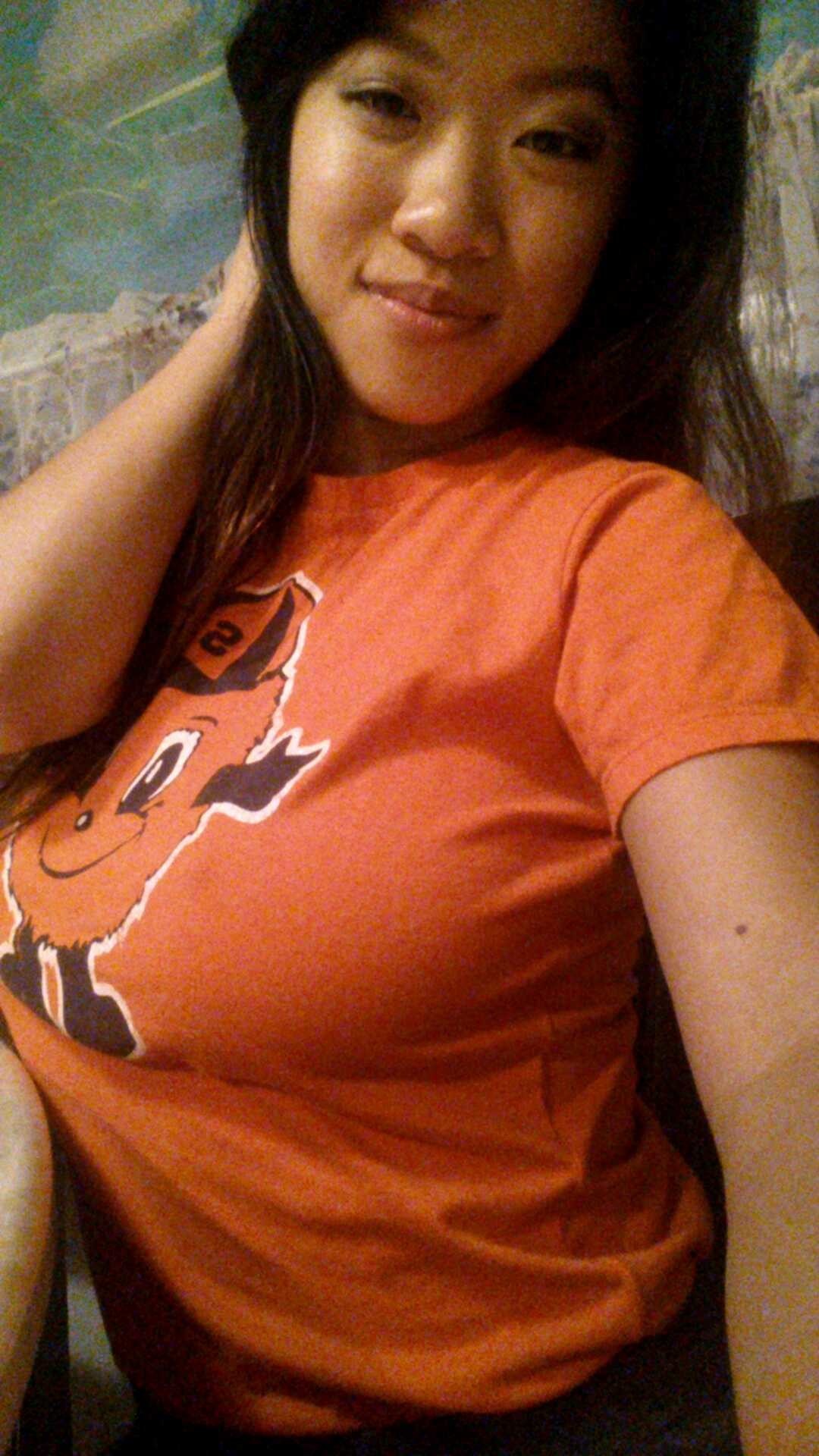 Big Tits Asian Vivian