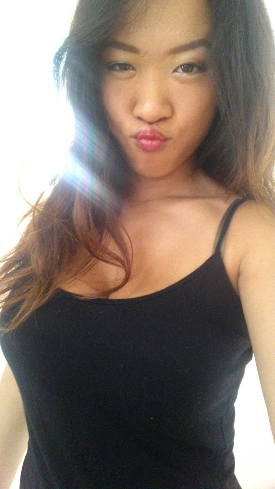 Big Tits Asian Vivian