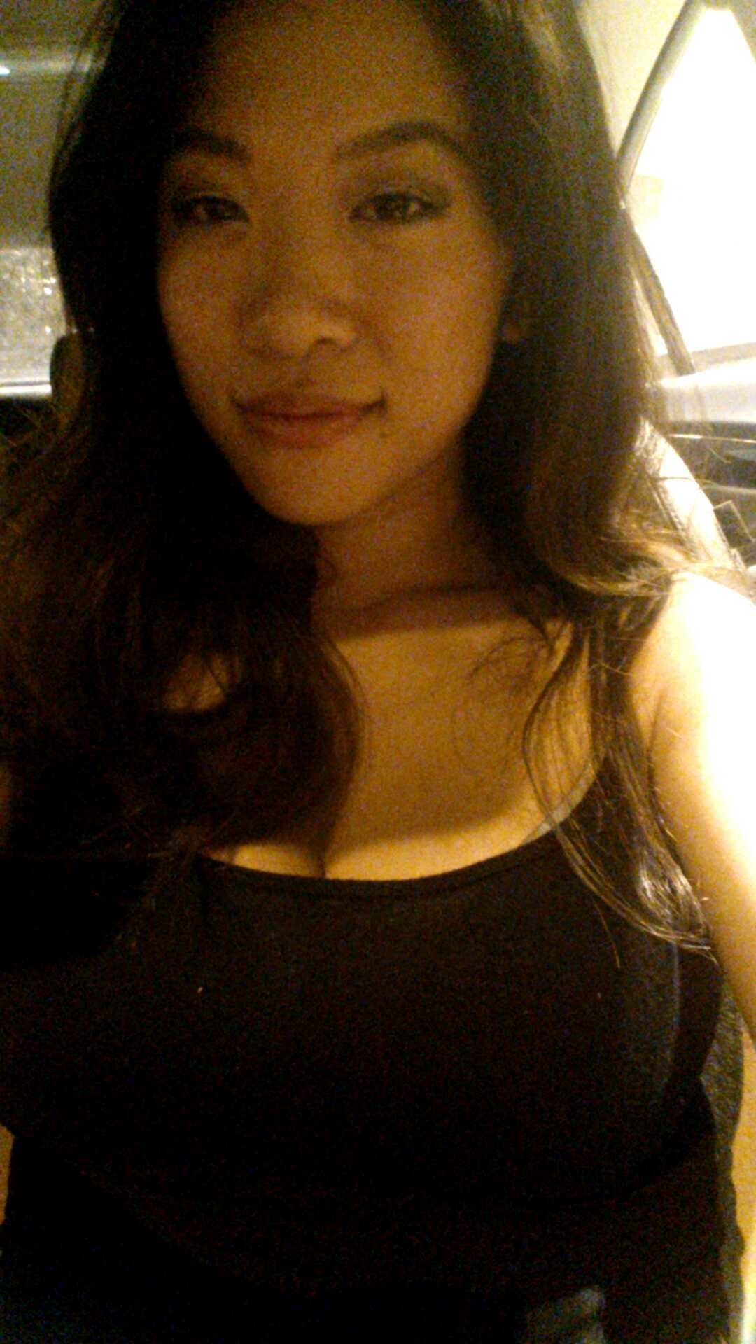 Big Tits Asian Vivian