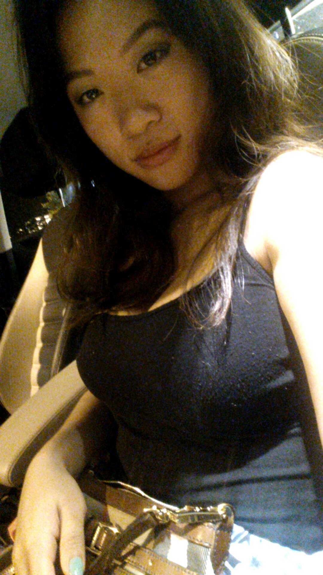 Big Tits Asian Vivian